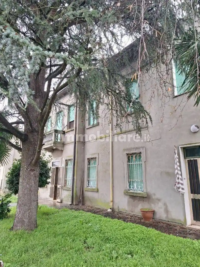 Villa in vendita a Codigoro