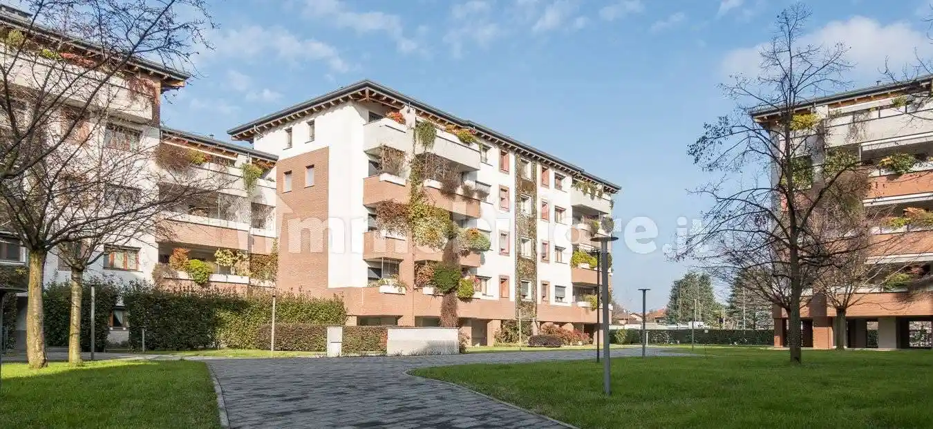 Appartamento in vendita a Biassono