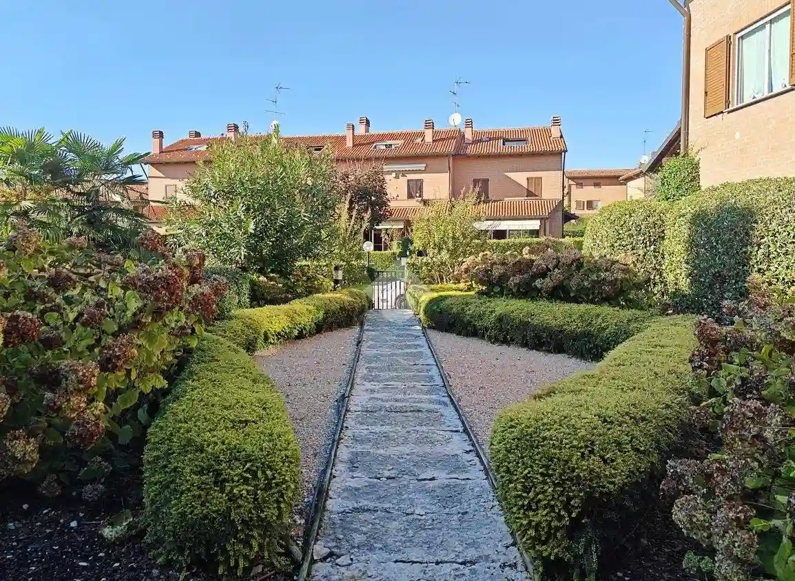 Villetta a schiera - foto 2