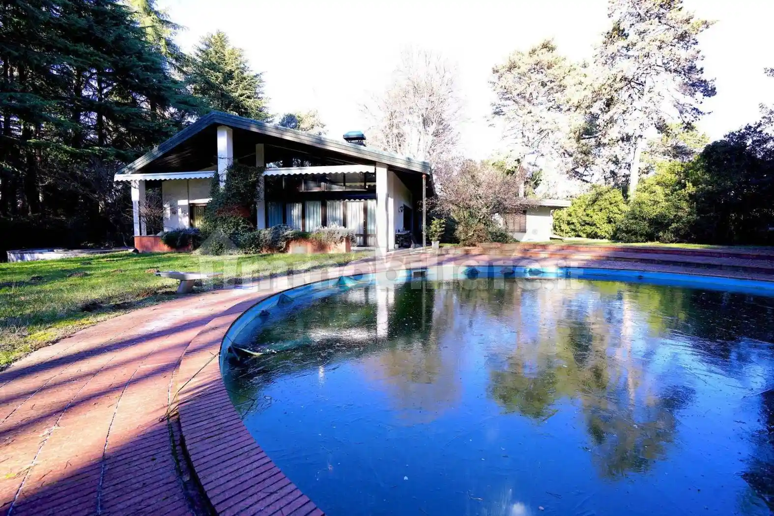 Villa in vendita a Arsago Seprio