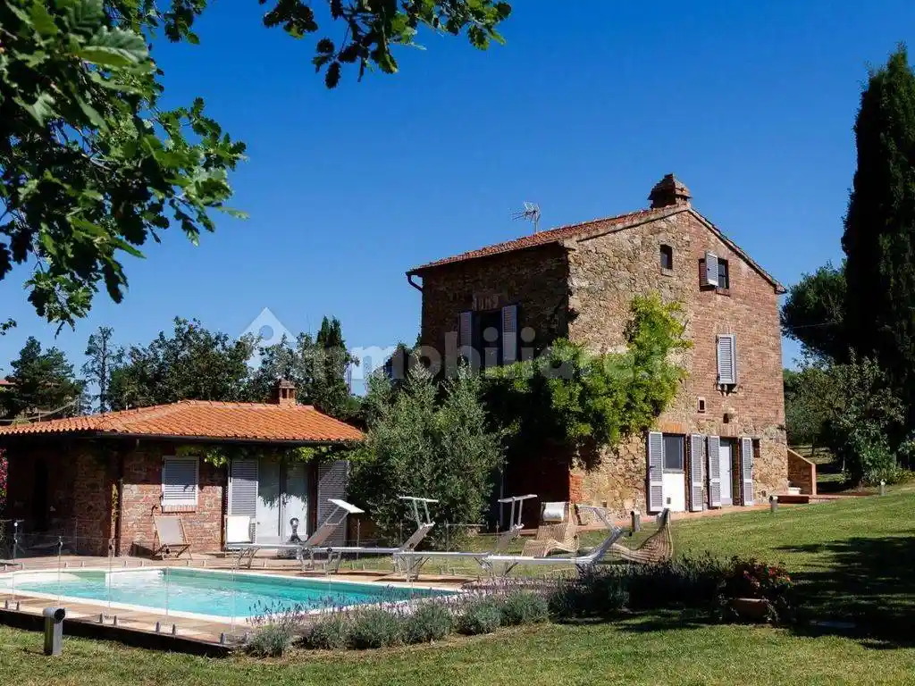Rustico - Casale in vendita a Marciano della Chiana