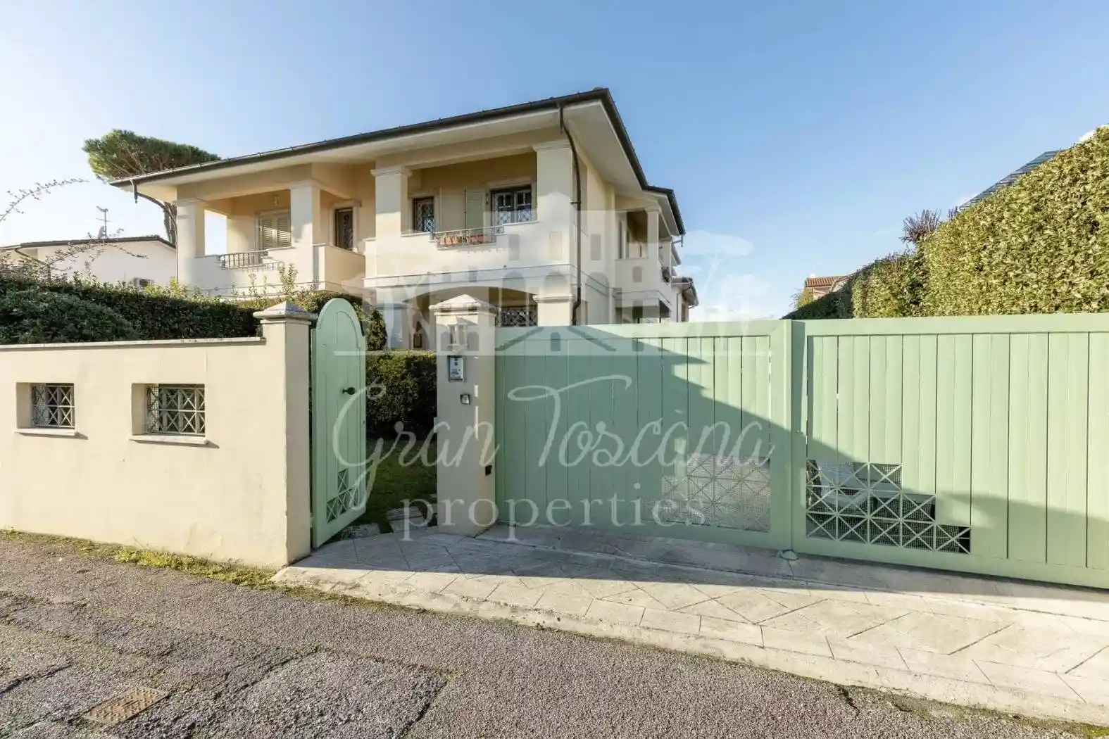 Villa in vendita a Forte dei Marmi