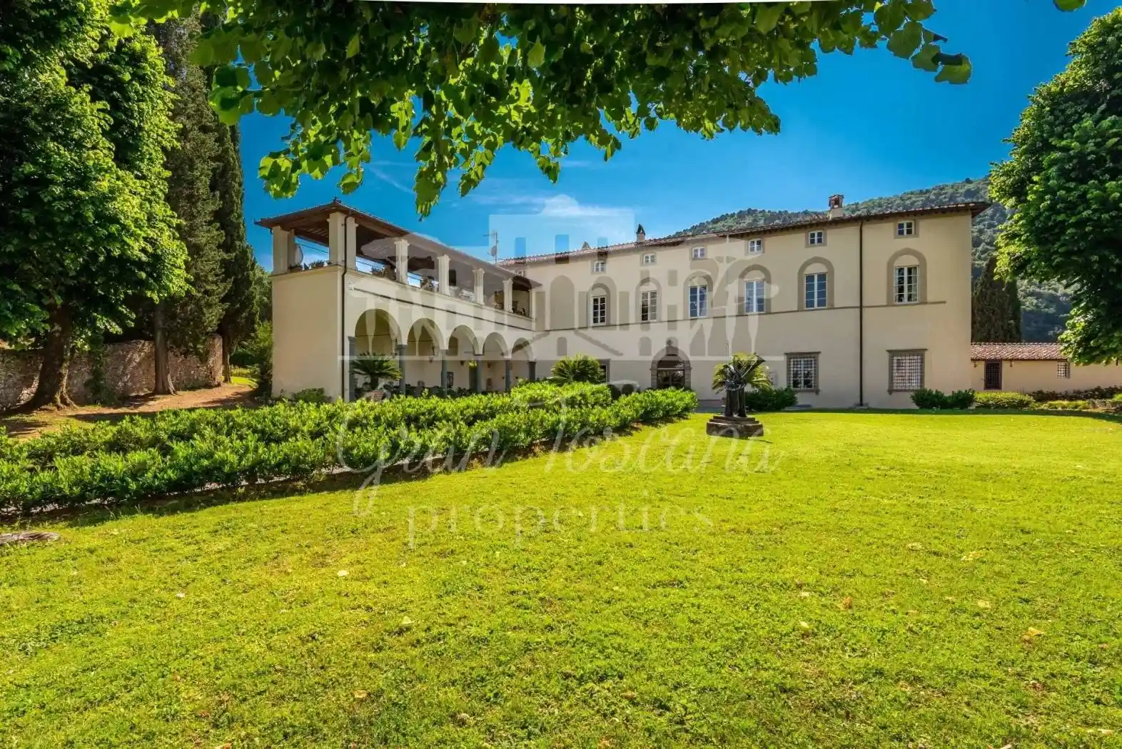 Villa in vendita a Lucca
