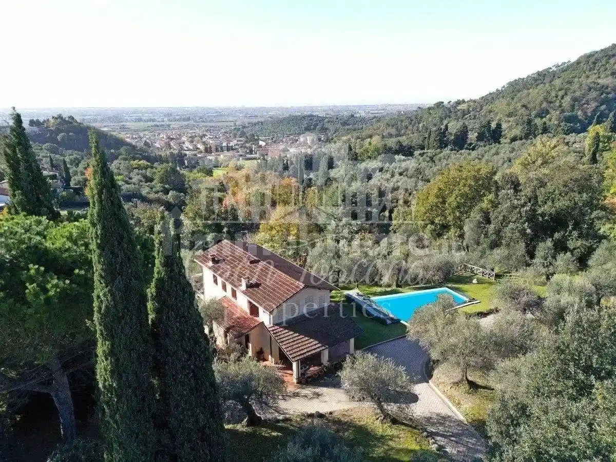 Rustico - Casale in vendita a Massarosa