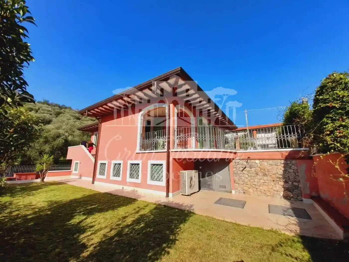 Villa in vendita a Pietrasanta