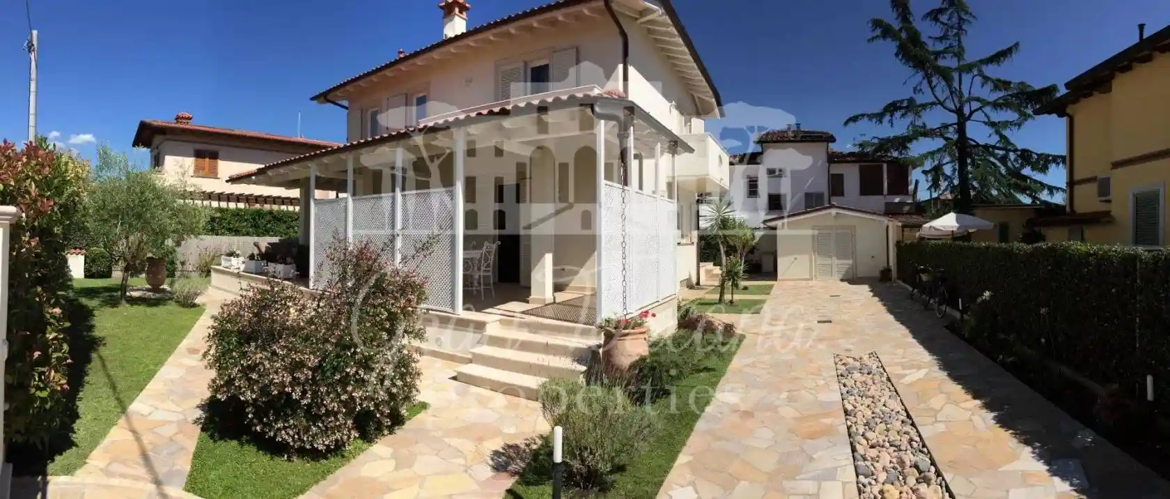 Villa in vendita a Pietrasanta
