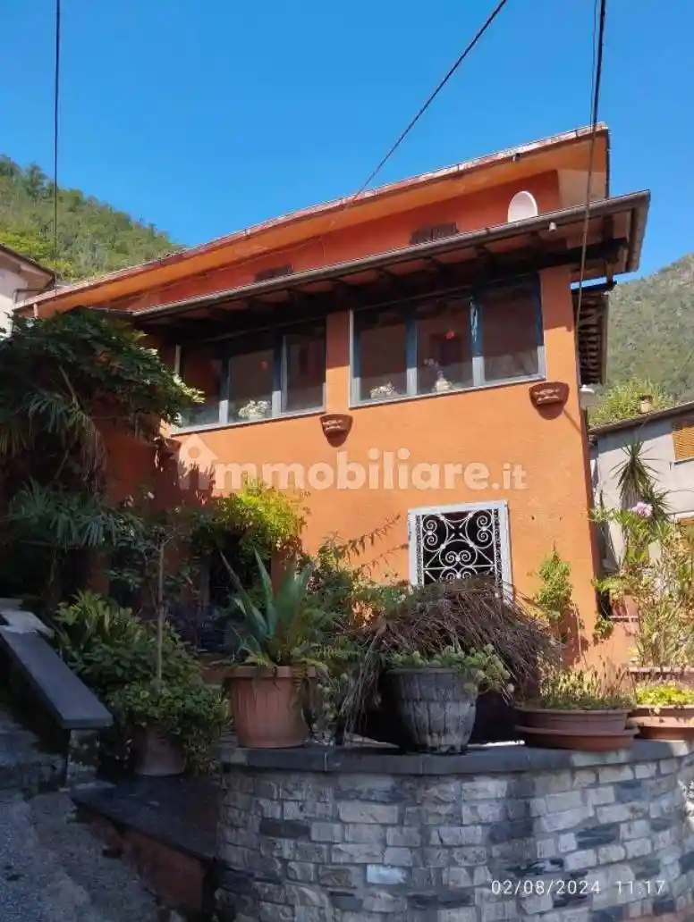 Casa indipendente in vendita a Seravezza