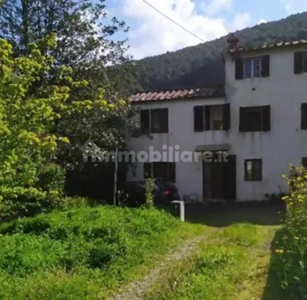 Casa indipendente in vendita a Lucca