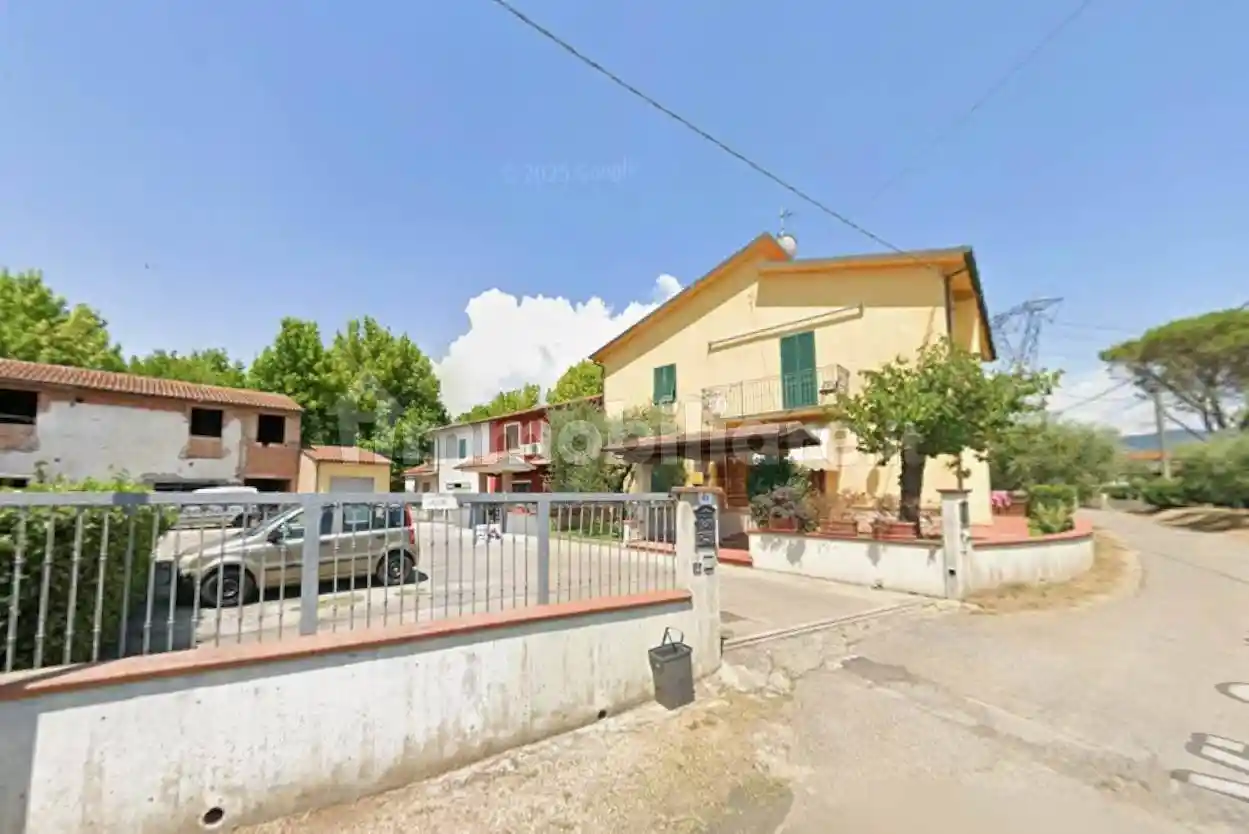 Casa indipendente in vendita a Monsummano Terme
