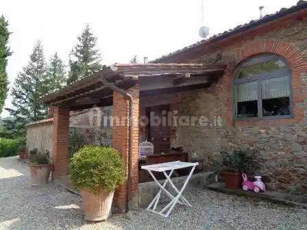 Casa indipendente in affitto a Capannori