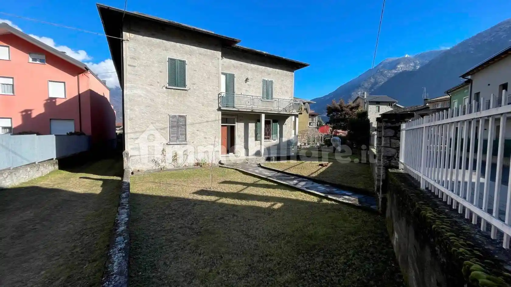 Appartamento in vendita a Ardenno