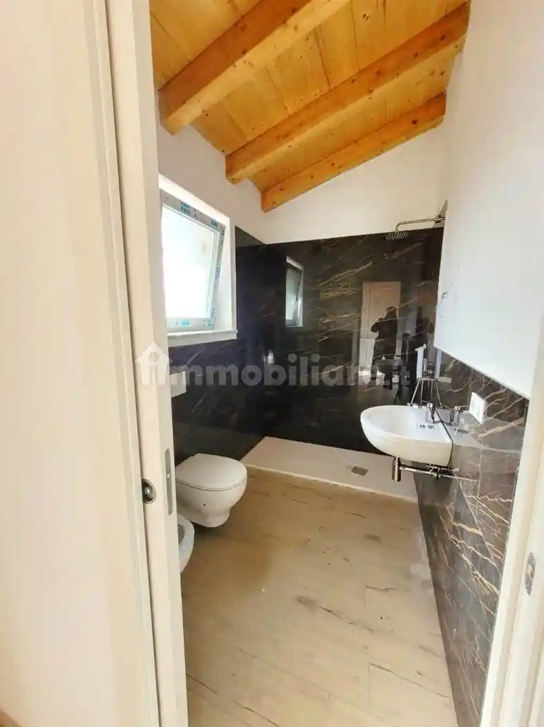 Appartamento in affitto a Sarzana