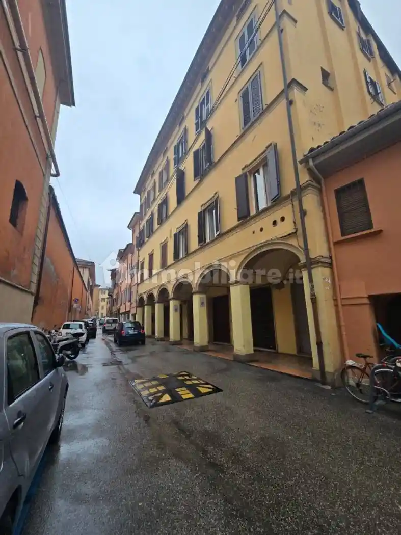 Appartamento in vendita a Bologna