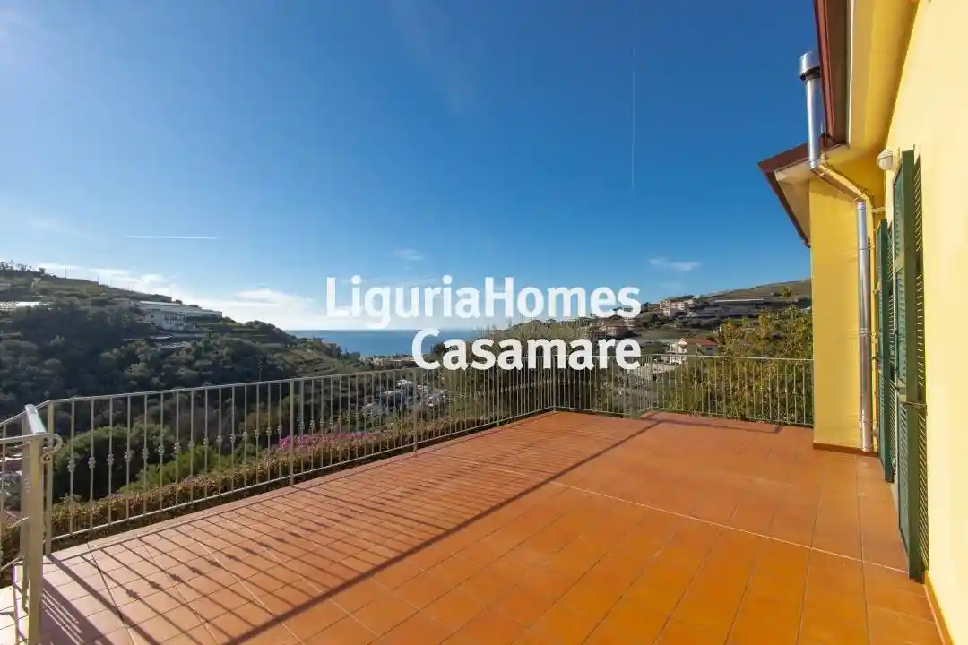 Villa in vendita a Santo Stefano al Mare