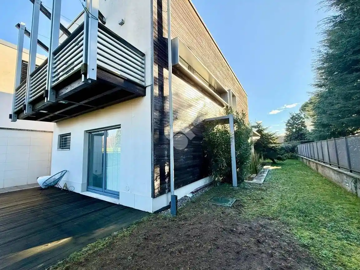 Villa in vendita a Gorle