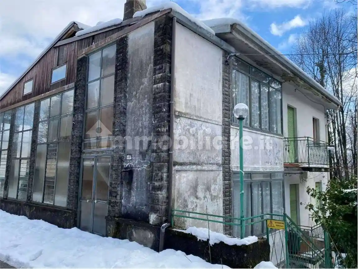 Appartamento in vendita a Lizzano in Belvedere