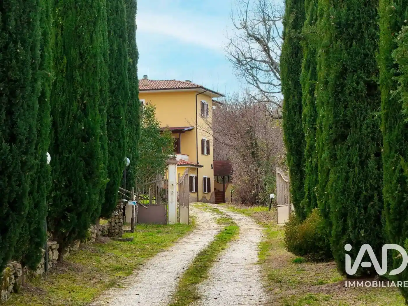 Rustico - Casale in vendita a Valfabbrica