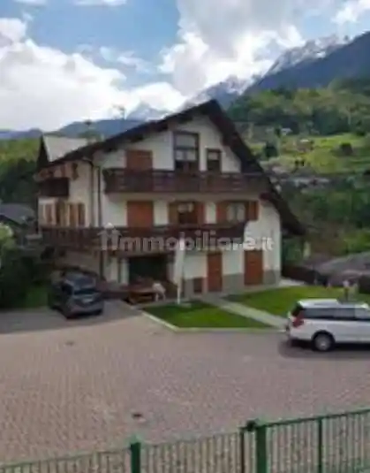 Appartamento in vendita a Chiesa in Valmalenco