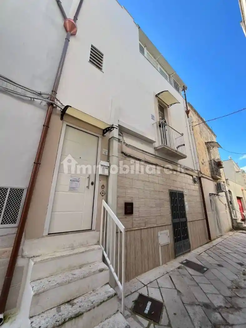 Appartamento in vendita a Adelfia