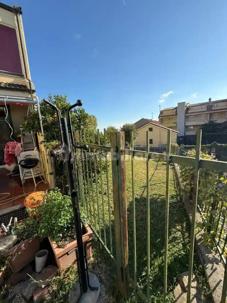 Villetta a schiera in vendita a Loano