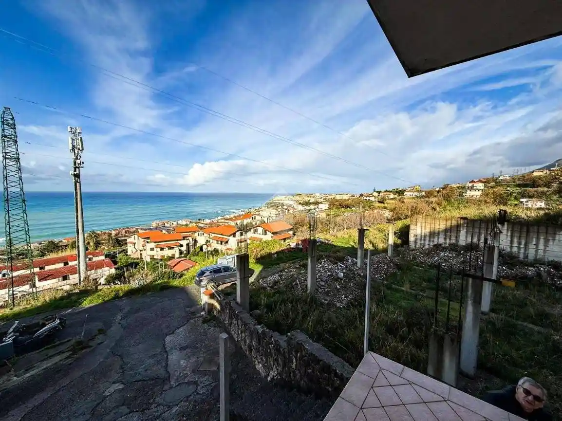 Casa indipendente in vendita a San Lucido