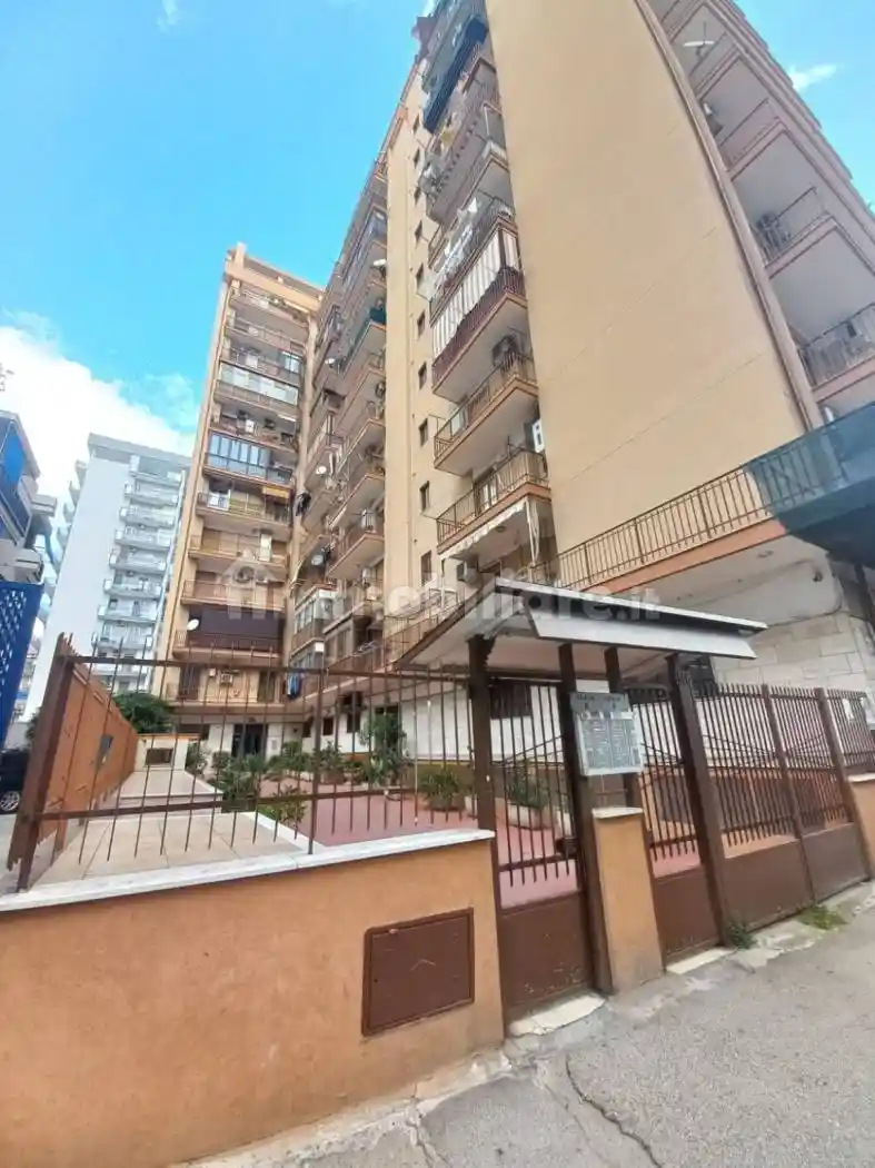 Appartamento in vendita a Taranto