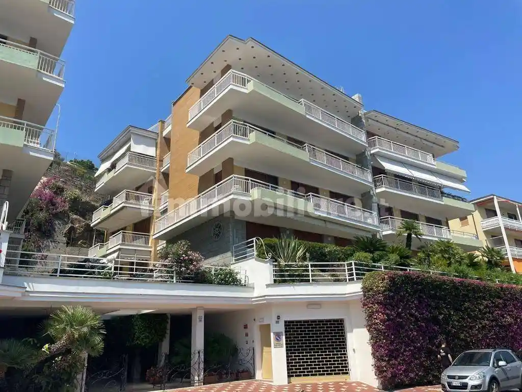 Appartamento in vendita a Ospedaletti