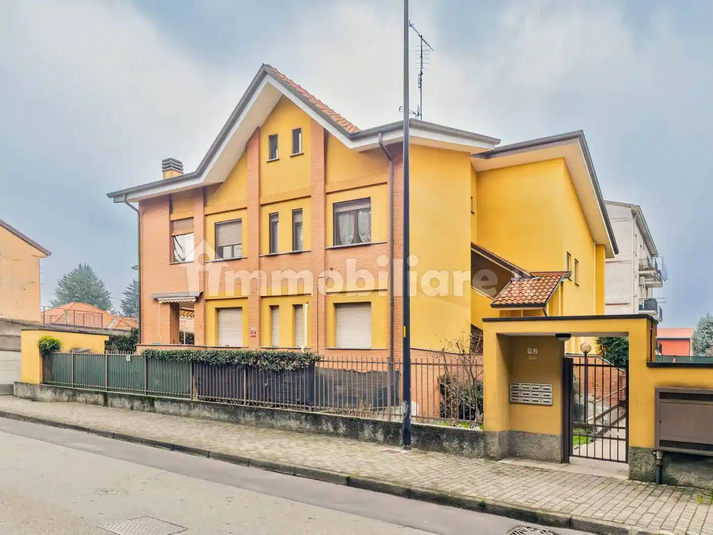 Appartamento in vendita a Limbiate