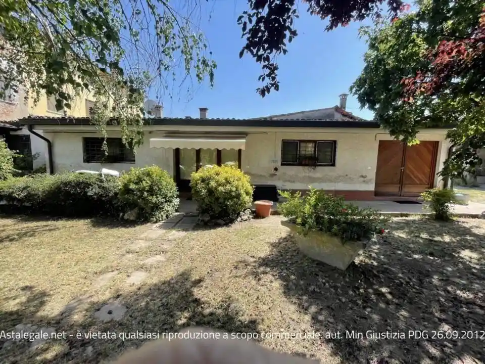 Casa indipendente in vendita a Pozzaglio ed Uniti