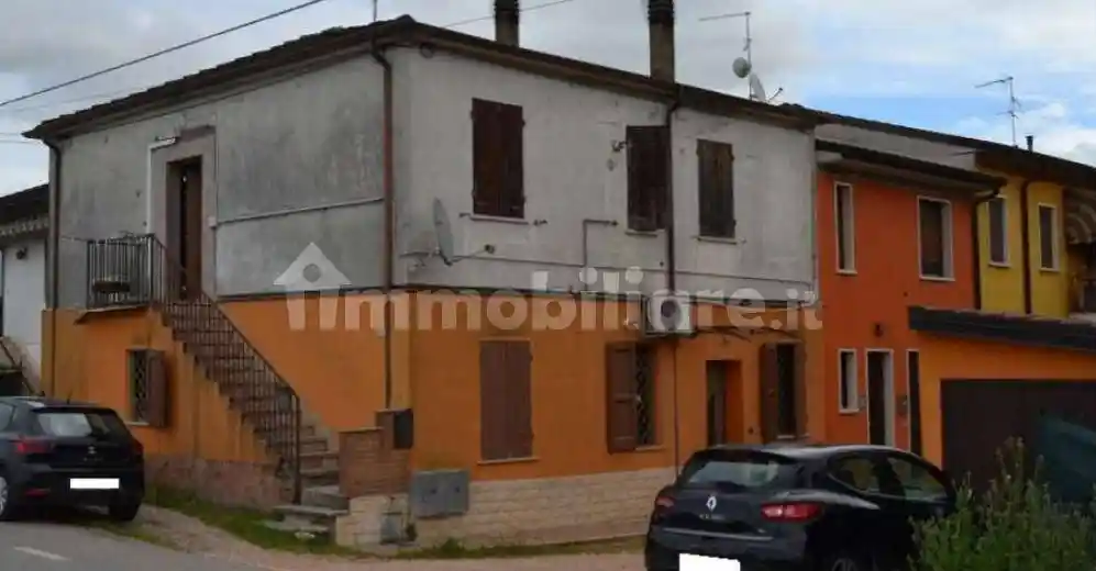 Appartamento in vendita a Trevenzuolo