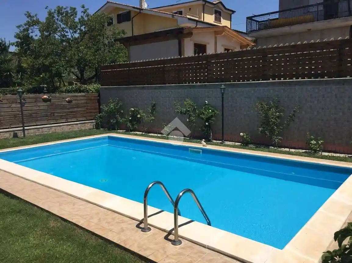 Villa in vendita a Guidonia Montecelio