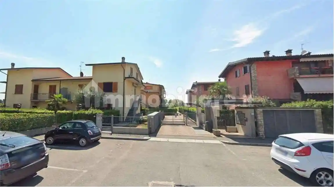 Appartamento in vendita a Azzano San Paolo