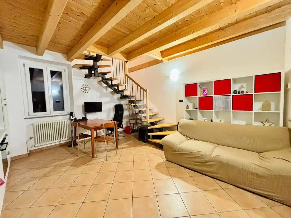 Appartamento in vendita a Fino Mornasco