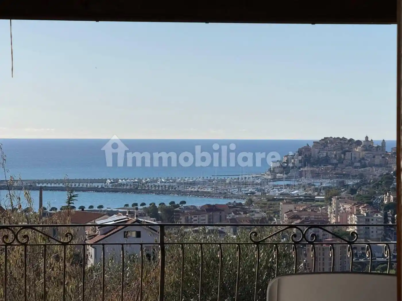 Villa in vendita a Imperia