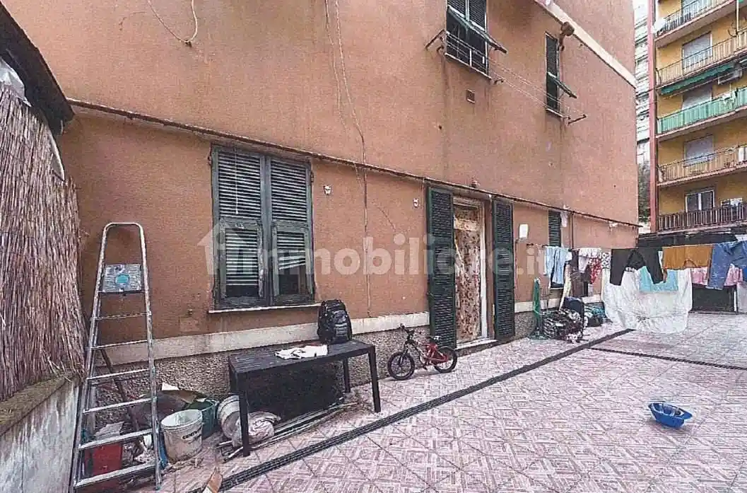 Appartamento in vendita a Genova