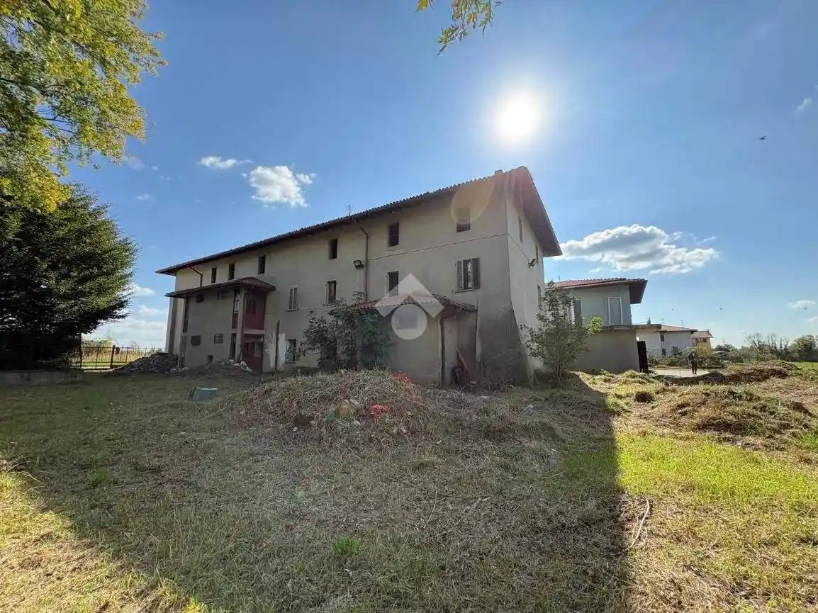 Rustico - Casale in vendita a Brembate