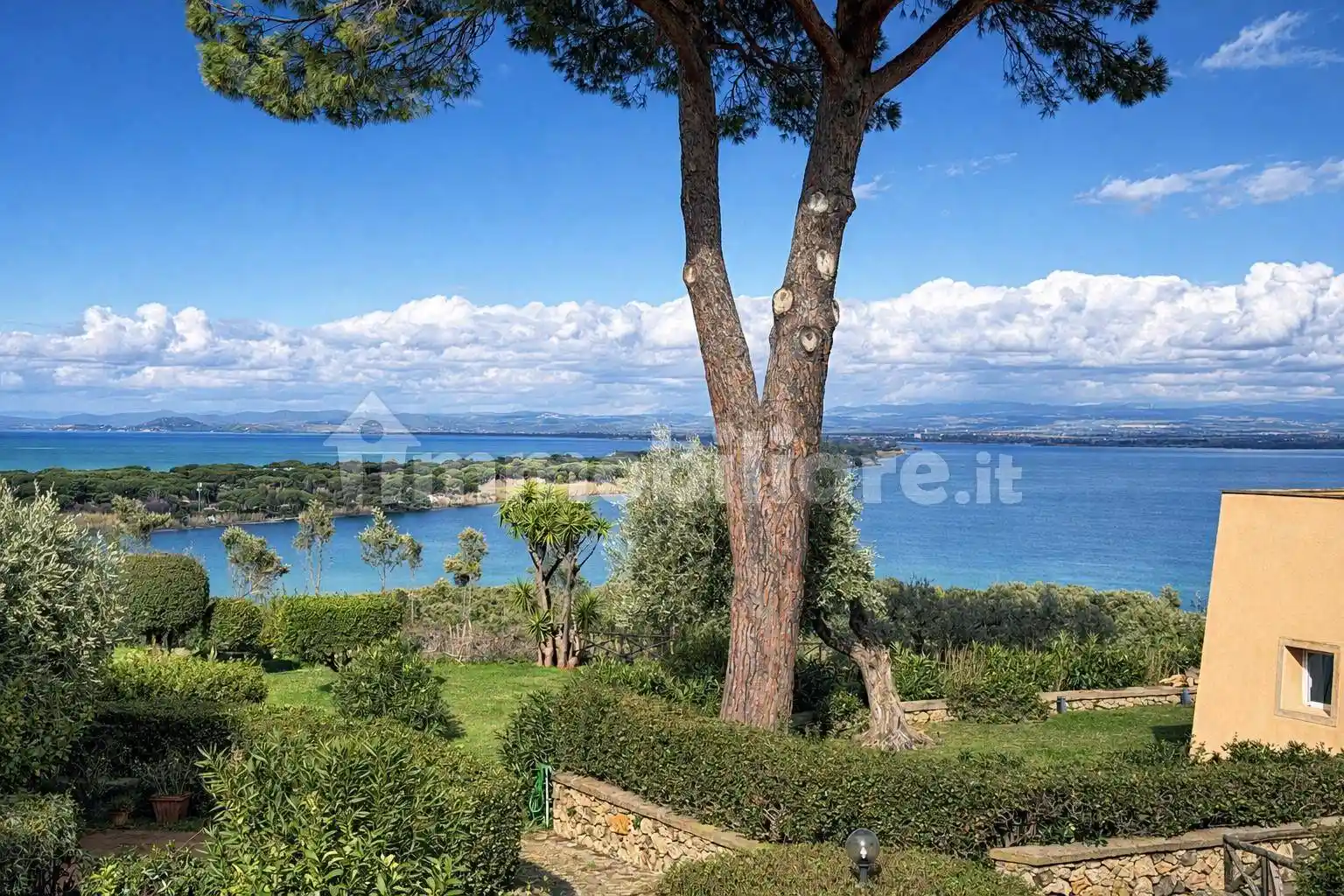 Appartamento in vendita a Monte Argentario