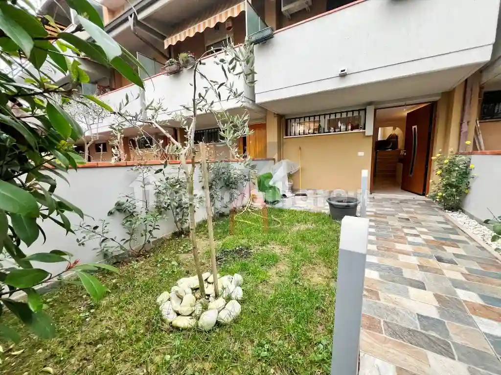 Villetta a schiera - foto 2