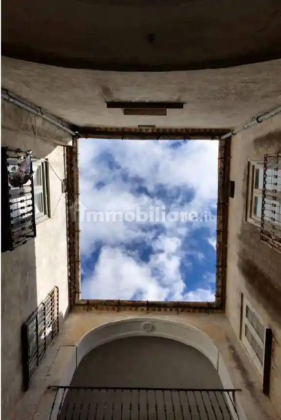 Palazzo - Edificio in vendita a Montemurro