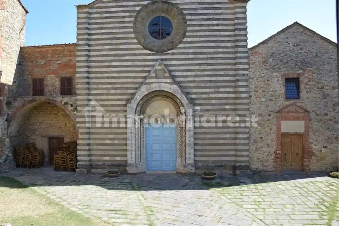 Appartamento in vendita a Lucignano