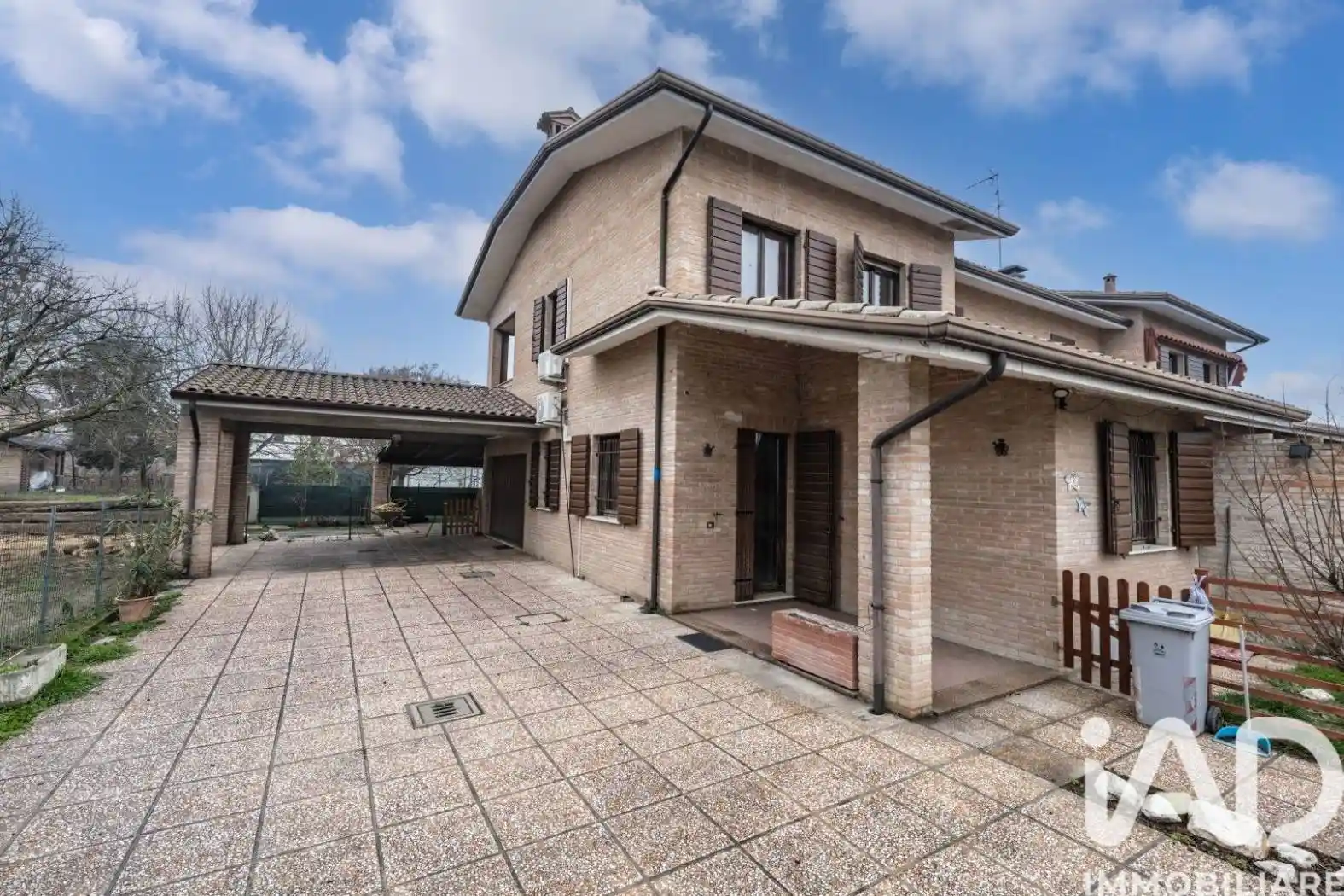 Villa in vendita a Bondeno