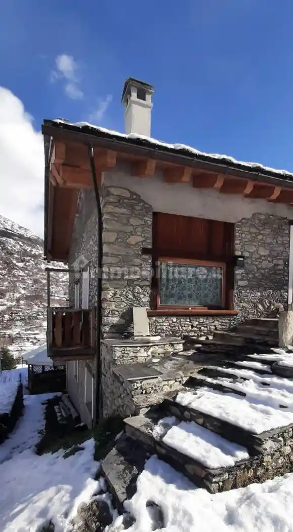 Casa indipendente in vendita a Gignod