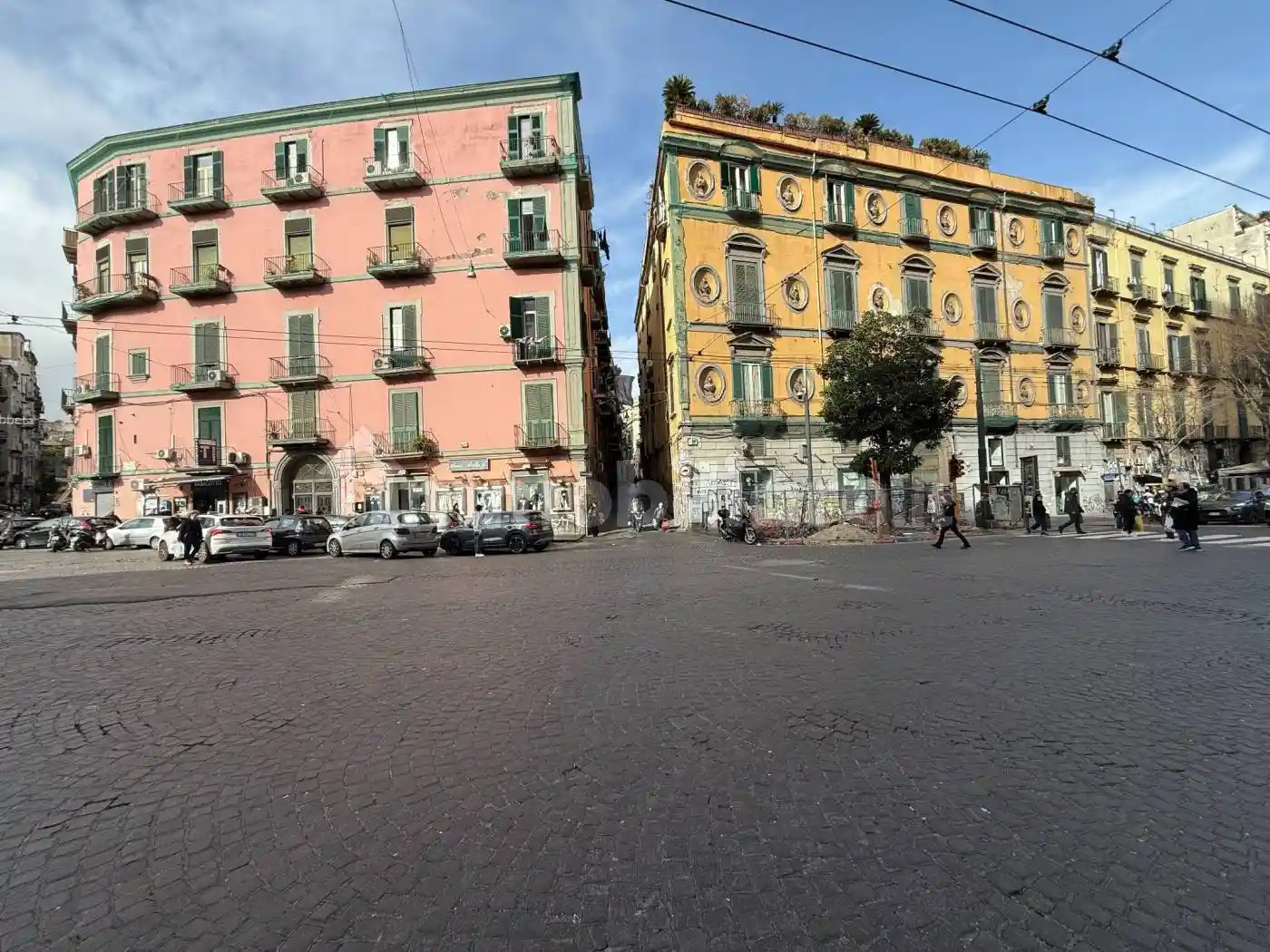 Appartamento in vendita a Napoli