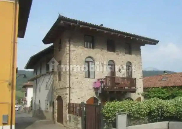 Villa in vendita a Cavedine