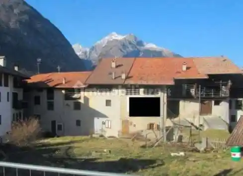 Appartamento in vendita a Stenico