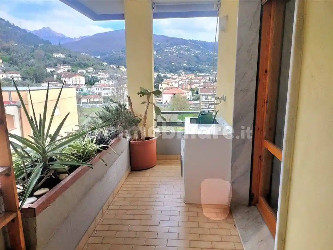 Appartamento in vendita a Massa