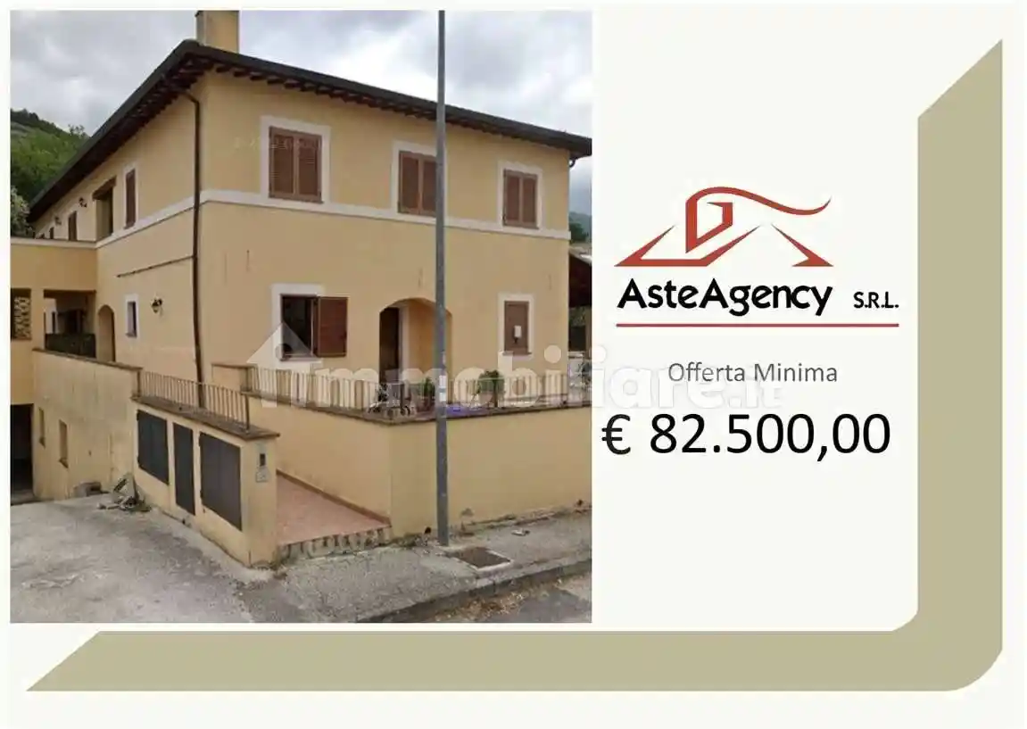 Villa in vendita a Trevi