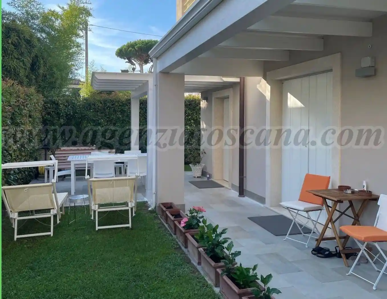 Villa in vendita a Montignoso