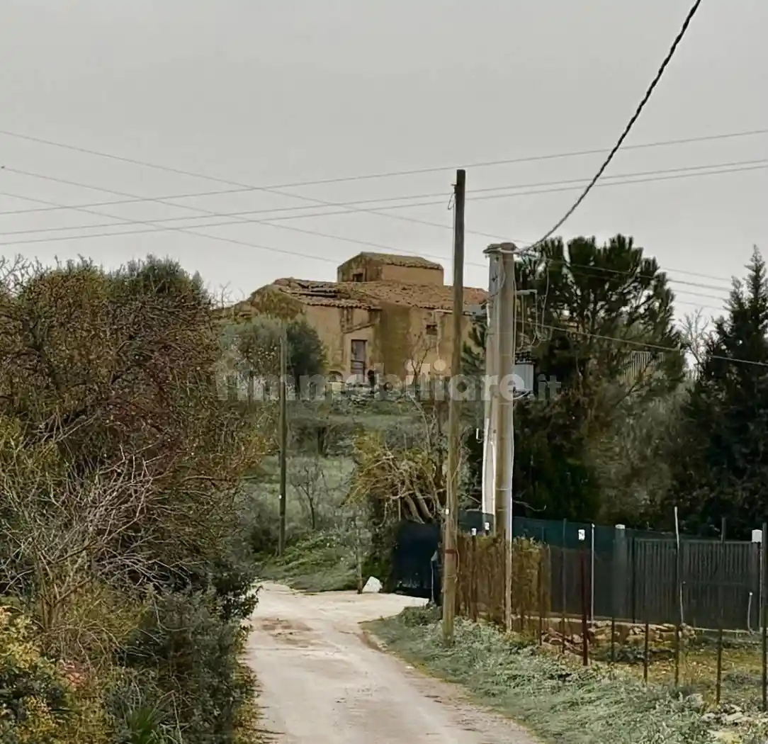 Rustico - Casale in vendita a Noto