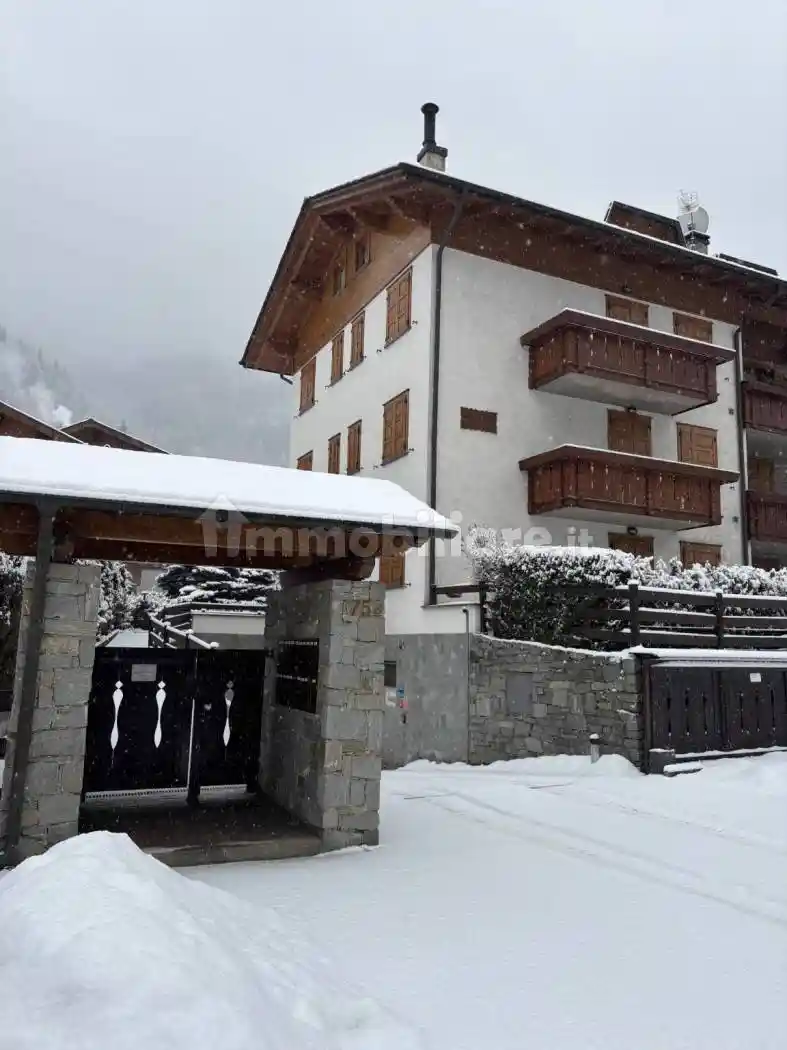 Appartamento in vendita a Valdisotto